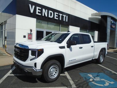 New 2026 GMC Sierra 1500 Pro w/ Pro Value Package