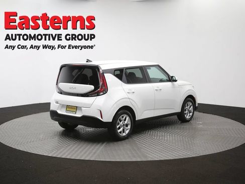 Used 2024 Kia Soul LX w/ Option Group 015 FWD image 40