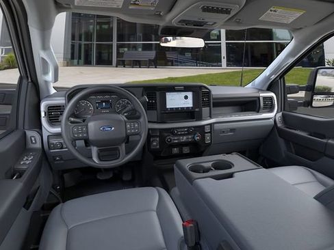 New 2026 Ford F250 XL AWD/4WD image 9