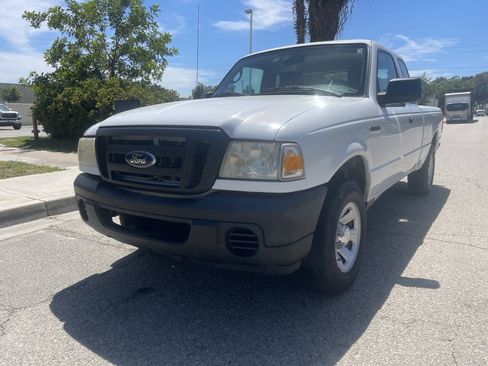 Used 2011 Ford Ranger XL RWD image 2