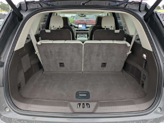 Certified 2023 Lincoln Aviator Black Label w/ Dynamic Handling Package AWD/4WD image 12