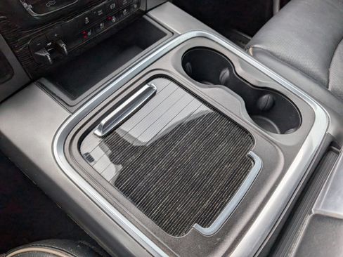 Used 2017 RAM 2500 Limited image 28