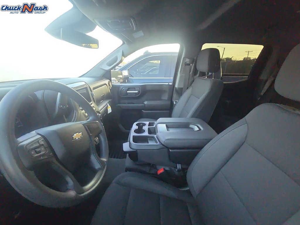 Used 2025 Chevrolet Silverado 1500 Custom RWD image 8
