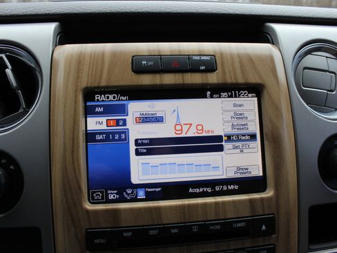 Used 2011 Ford F150 Lariat w/ Lariat Chrome Pkg image 31