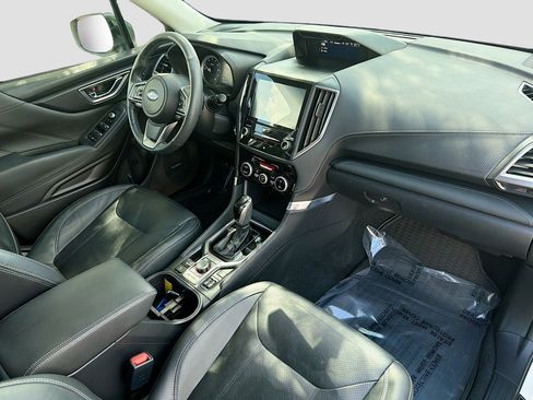 Used 2020 Subaru Forester Touring image 15