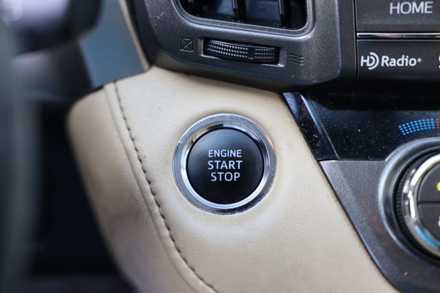 Used 2014 Toyota RAV4 Limited AWD/4WD image 24