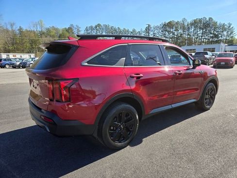 Used 2022 Kia Sorento S w/ Panoramic Sunroof Package AWD/4WD image 8