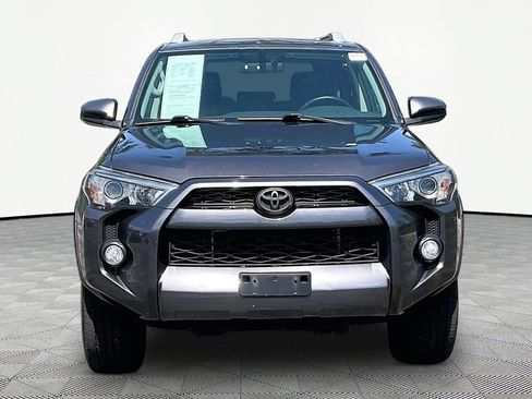 Used 2015 Toyota 4Runner SR5 AWD/4WD image 2