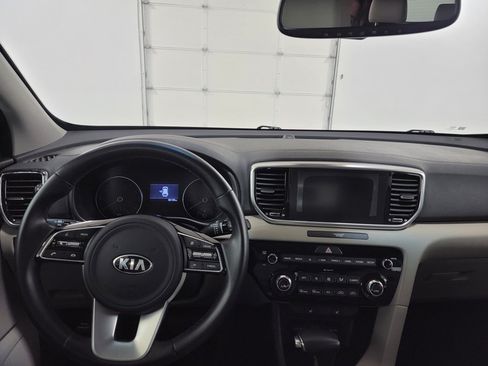 Used 2021 Kia Sportage EX FWD image 12