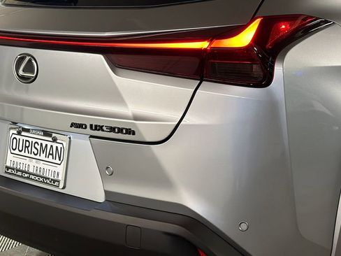 New 2026 Lexus UX 300h AWD image 8