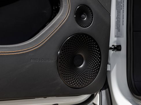 New 2025 Bentley Continental GTC image 23