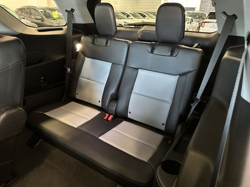Certified 2023 Ford Explorer XLT w/ Equipment Group 202A image 7