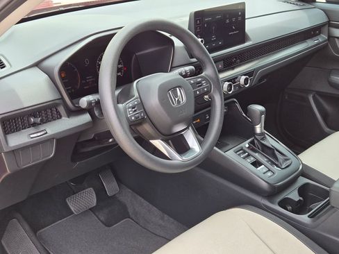 Used 2026 Honda CR-V LX image 10