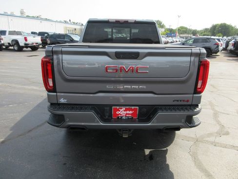 Used 2020 GMC Sierra 1500 AT4 w/ Off-Road Performance Package AWD/4WD image 7