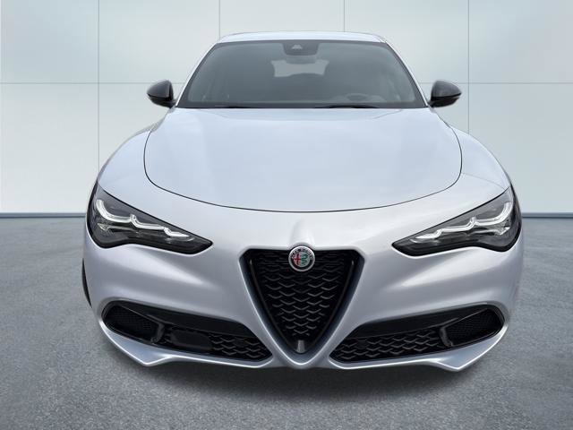 Used 2024 Alfa Romeo Stelvio Sprint AWD/4WD image 11