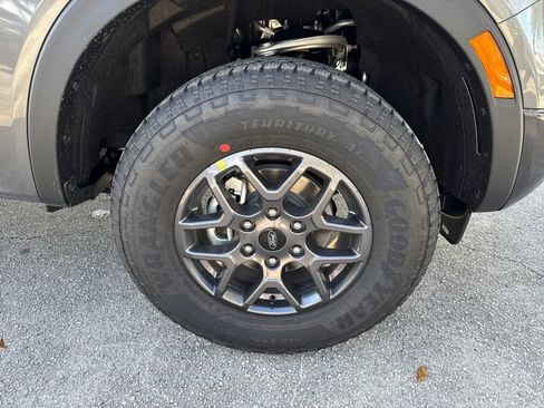 New 2025 Ford Ranger XLT w/ FX4 Off-Road Package image 11