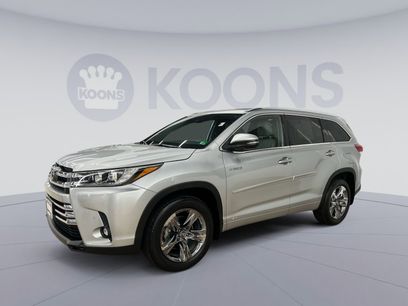 Used 2019 Toyota Highlander Limited Platinum