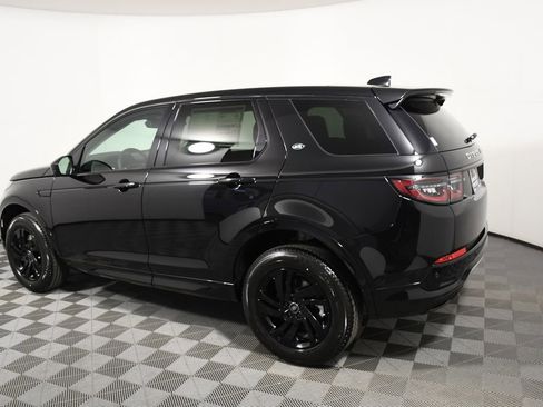 Certified 2025 Land Rover Discovery Sport Dynamic SE AWD/4WD image 3
