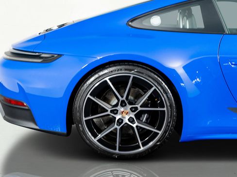 Used 2026 Porsche 911 Carrera T image 9