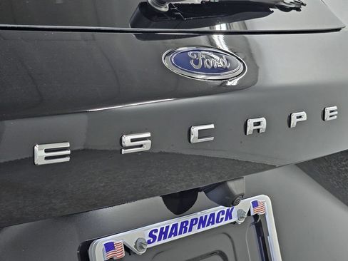 Used 2024 Ford Escape Active AWD/4WD image 30