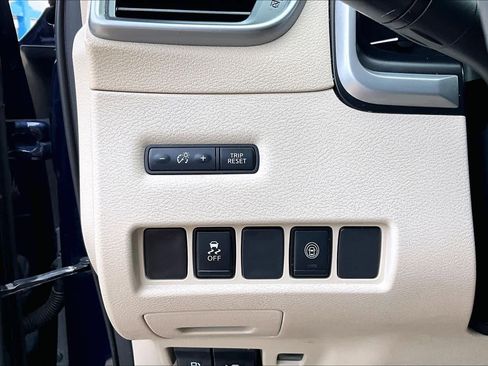 Used 2023 Nissan Murano SV FWD image 33