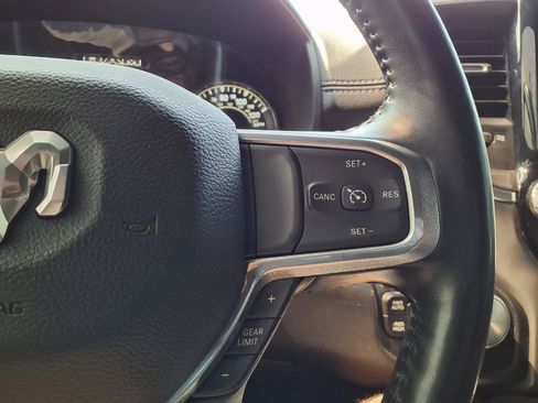 Used 2023 RAM 1500 Laramie AWD/4WD image 7