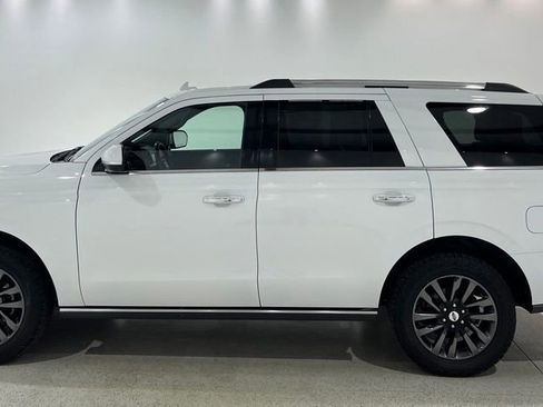 Used 2021 Ford Expedition Limited AWD/4WD image 2