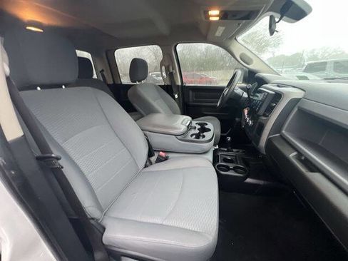 Used 2018 RAM 2500 Tradesman w/ Chrome Appearance Group image 26