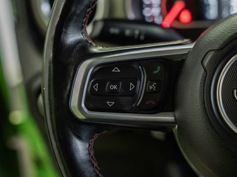 Used 2018 Jeep Wrangler Unlimited Rubicon image 31