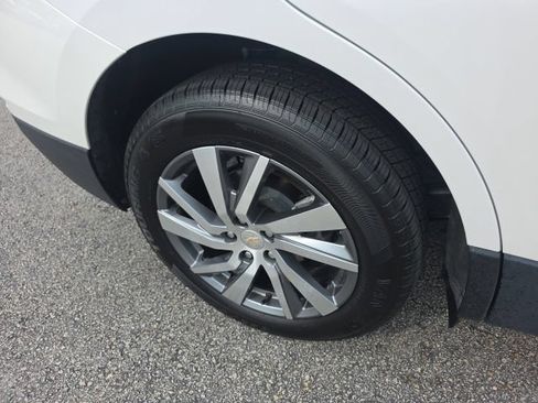 Used 2024 Chevrolet Equinox Premier AWD/4WD image 10