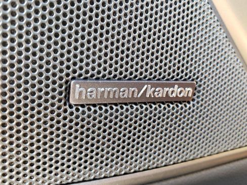 New 2026 BMW 330i xDrive Sedan w/ Premium Package image 10