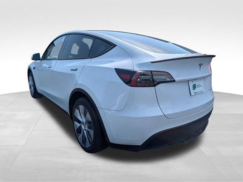 Used 2023 Tesla Model Y Long Range AWD/4WD image 5