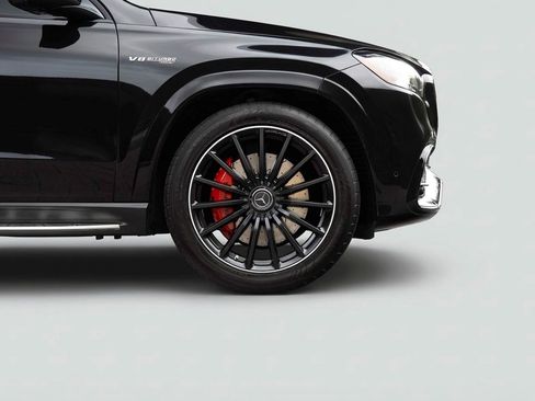 Used 2024 Mercedes-Benz GLS 63 AMG 4MATIC image 6