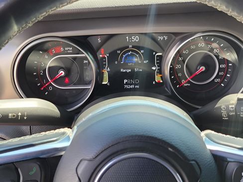 Used 2021 Jeep Wrangler Unlimited Rubicon image 22