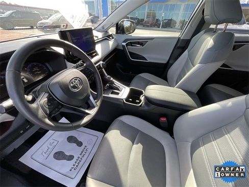 Used 2023 Toyota RAV4 Limited image 14