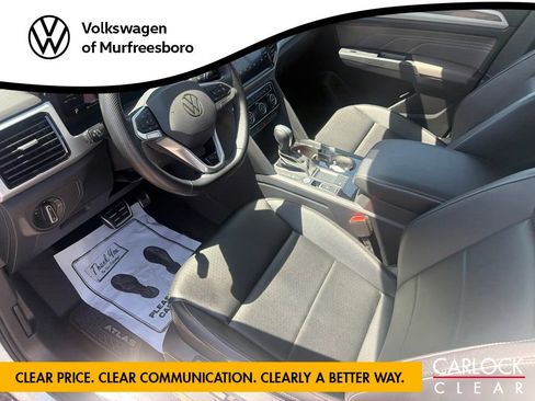 Certified 2021 Volkswagen Atlas SEL R-Line FWD image 16