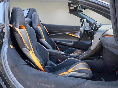 Used 2020 McLaren 720S Performance image 24