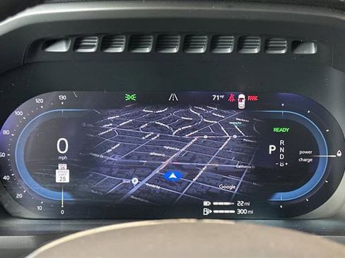 Certified 2023 Volvo XC90 T8 Plus image 29