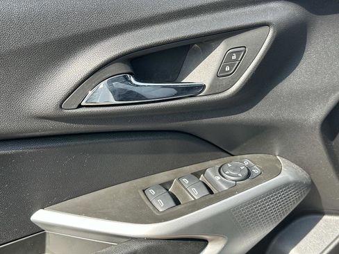 Certified 2024 Chevrolet Trax RS w/ Driver Confidence Package FWD image 15