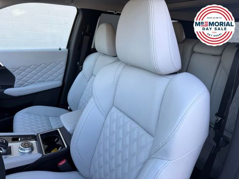 New 2025 Mitsubishi Outlander SEL AWD/4WD image 21