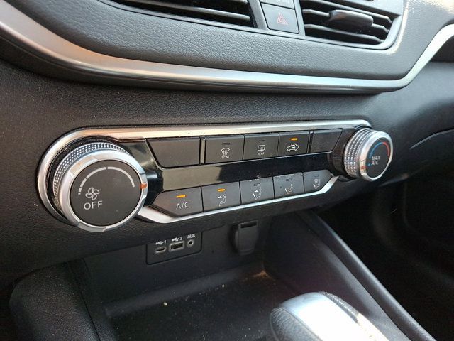 Used 2022 Nissan Altima 2.5 SV FWD image 15
