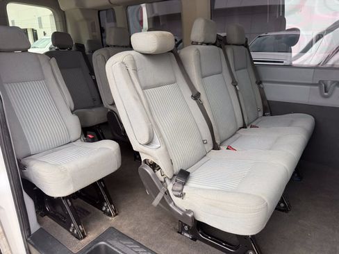 Used 2016 Ford Transit 350 XLT RWD image 28