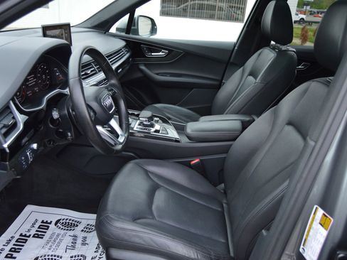 Used 2017 Audi Q7 3.0T Prestige AWD/4WD image 11