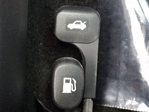 Used 2023 Hyundai Elantra SEL w/ Preferred Accessory Package image 26