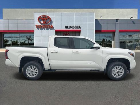 New 2026 Toyota Tacoma 2WD Double Cab image 2