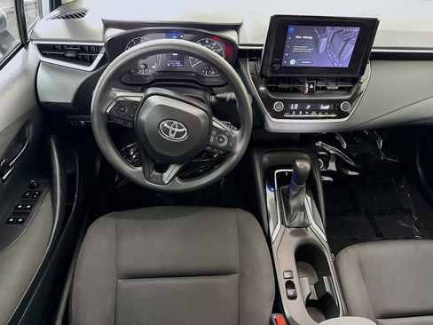 Used 2024 Toyota Corolla LE FWD image 17