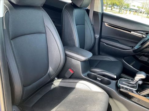 Certified 2026 Kia Seltos EX FWD image 11