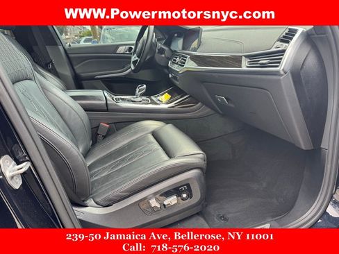 Used 2020 BMW X7 M50i AWD/4WD image 21