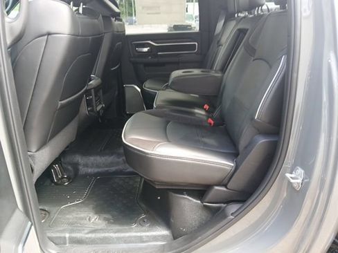 New 2026 RAM 4500 4x4 Crew Cab DRW w/ Laramie Trim Package image 20