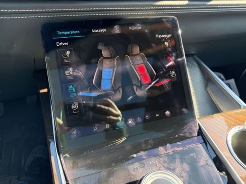 Used 2025 Cadillac Escalade Sport Platinum image 37